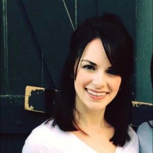 Meet your Posher, Holly